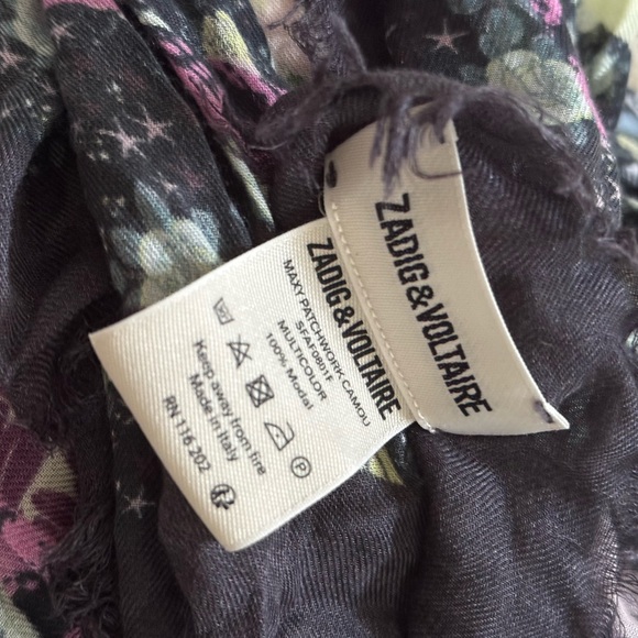 Zadig & Voltaire Dark Floral Fabric - Picture 4 of 4